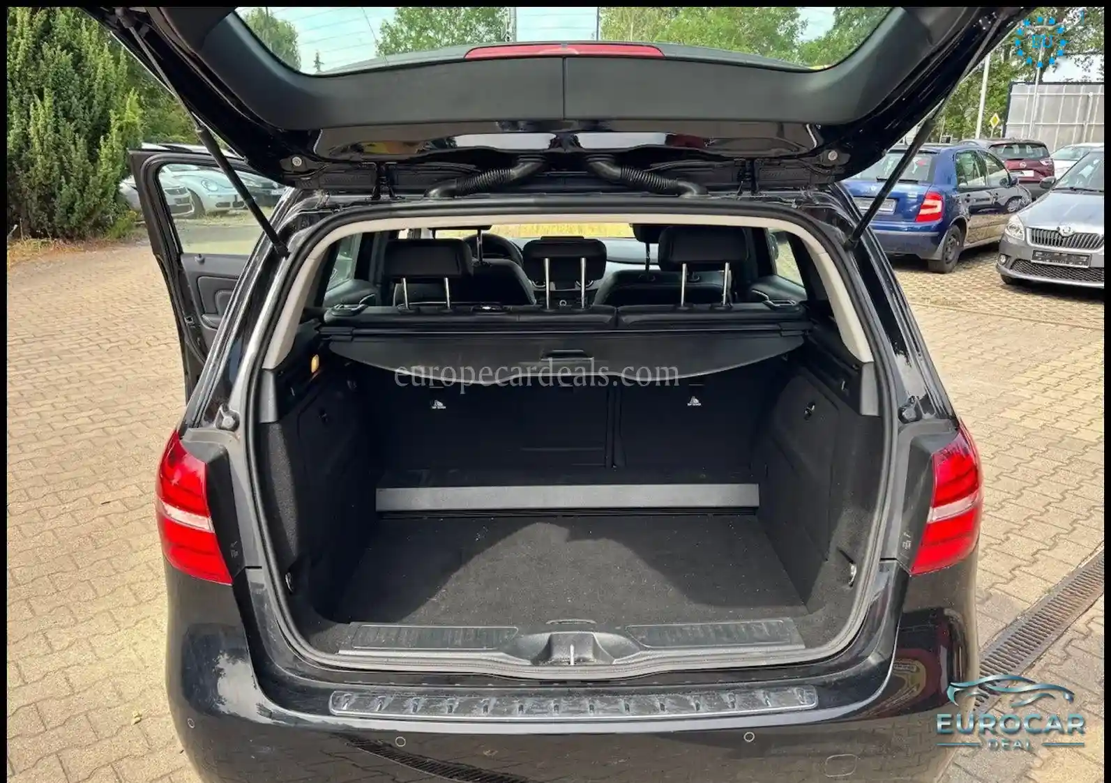 Mercedes-Benz B 200