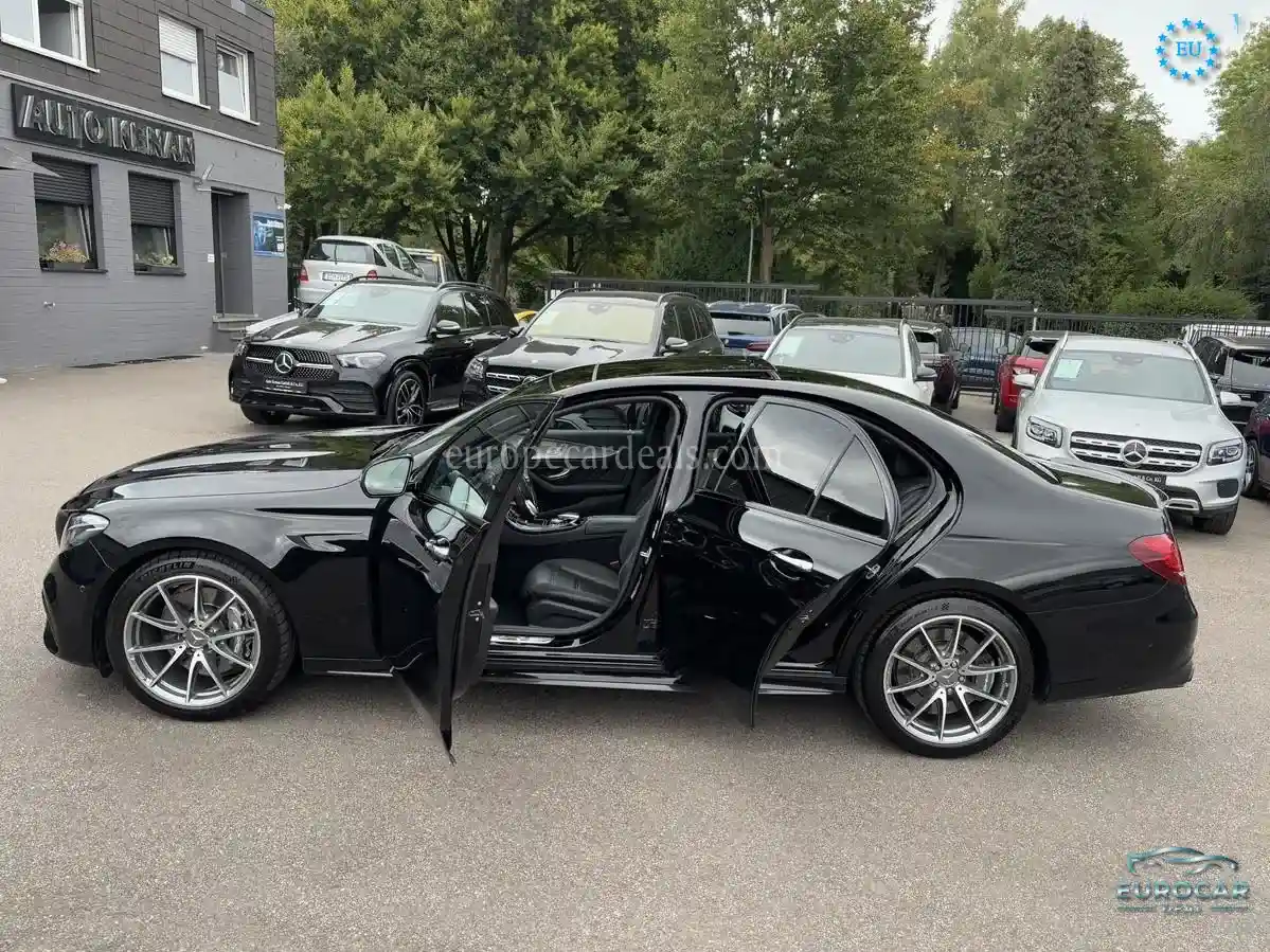 Mercedes-Benz E 63 AMG