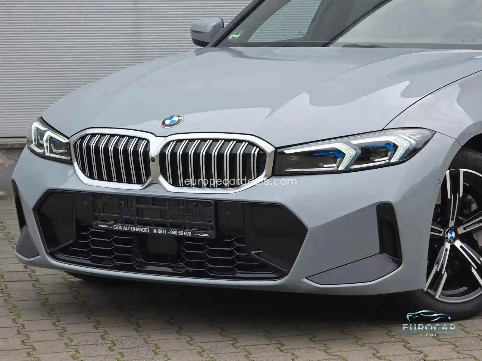 BMW 330