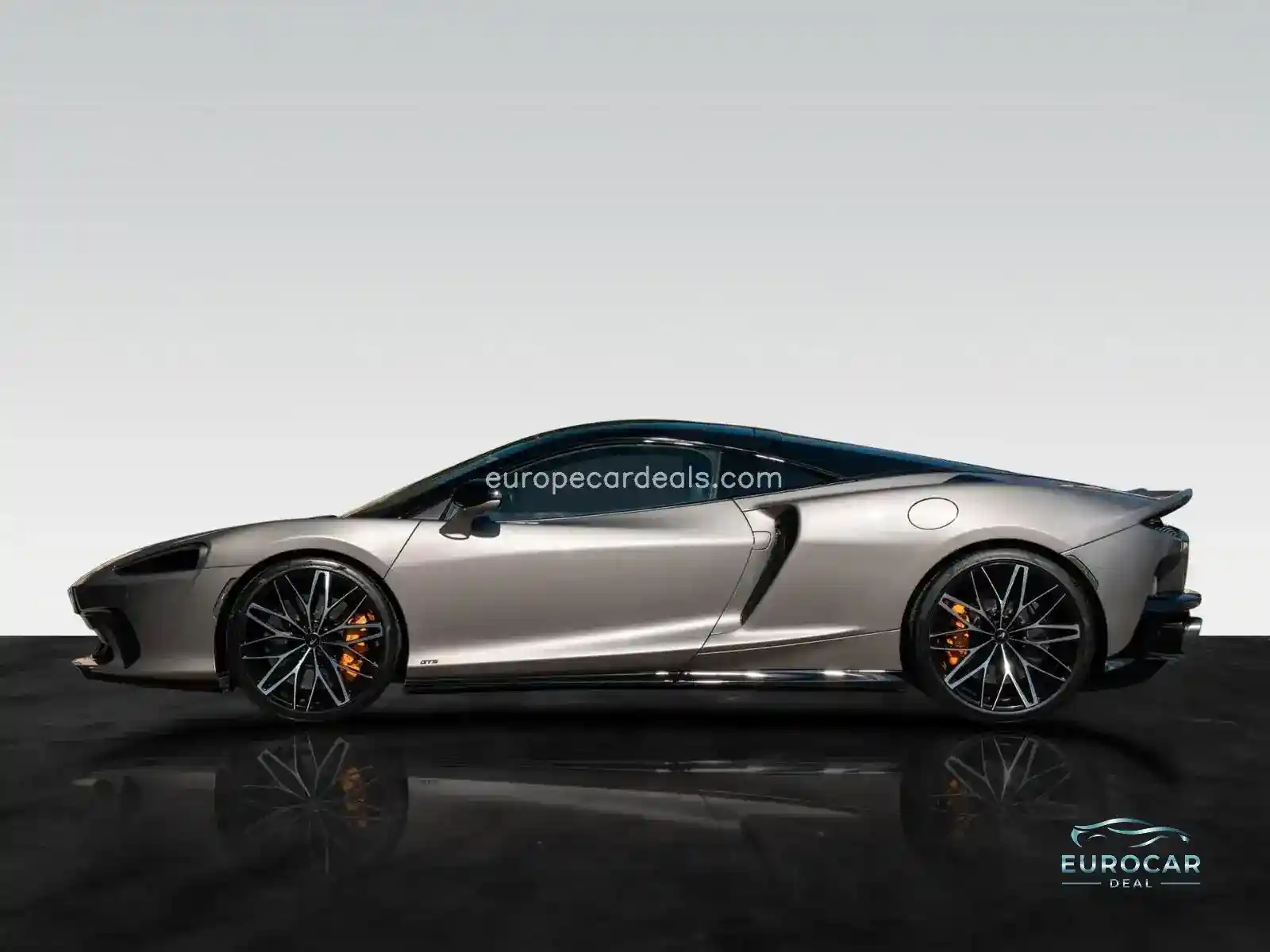 McLaren GT