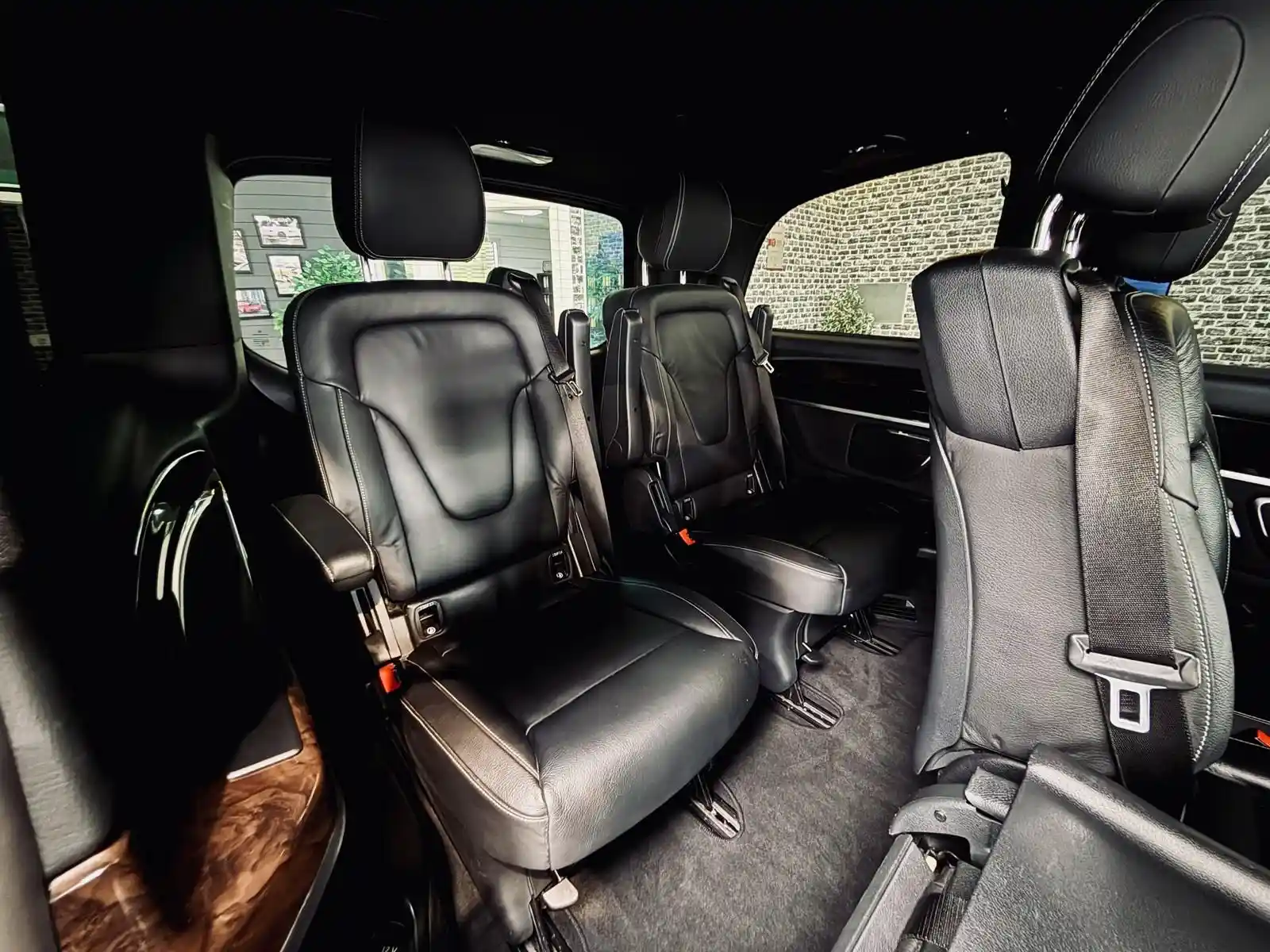 Mercedes-Benz V 250