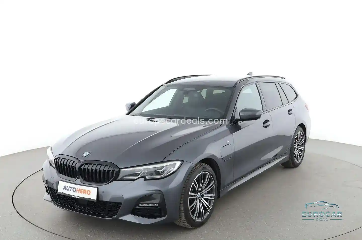 BMW 330