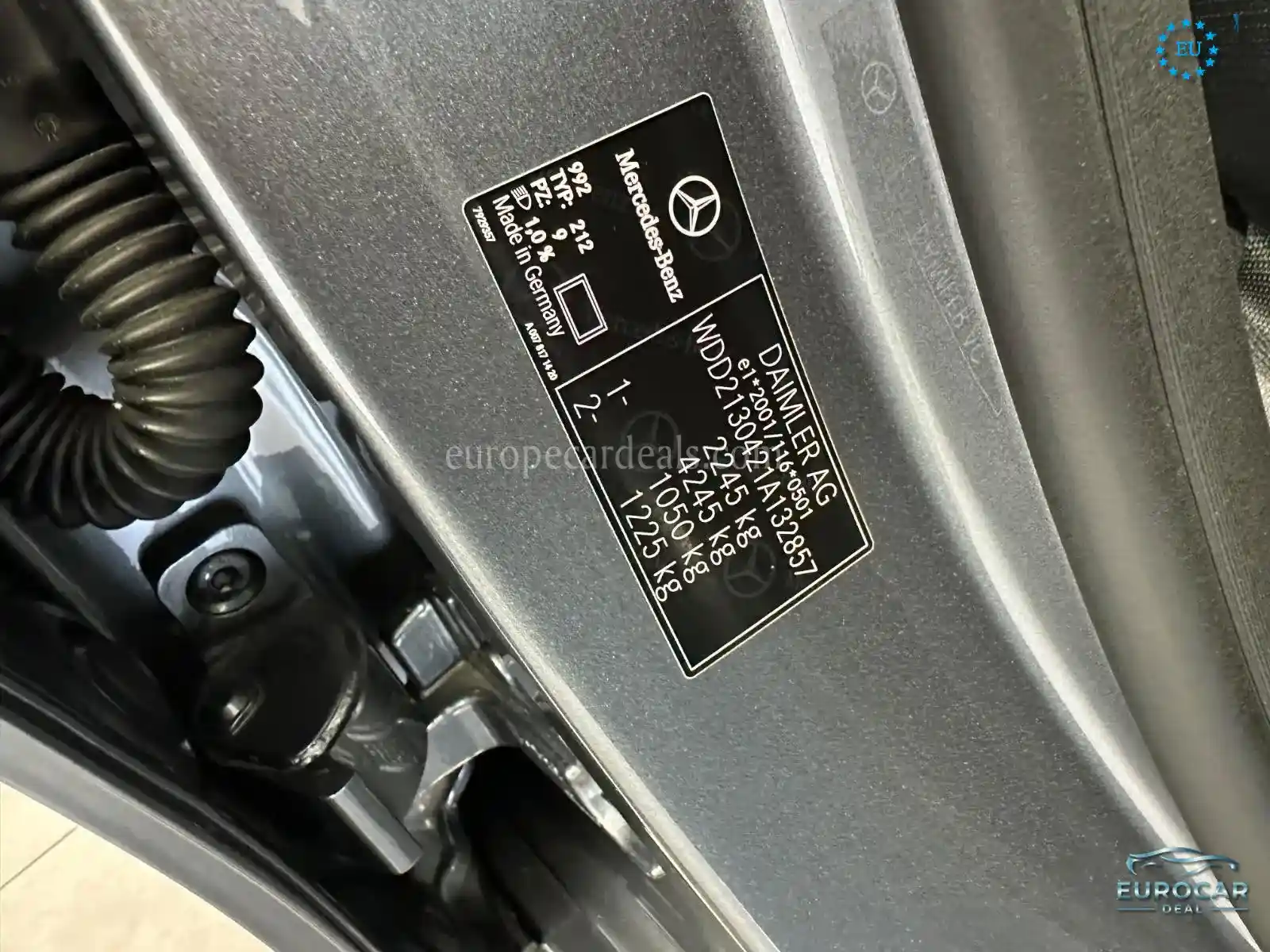 Mercedes-Benz E 200