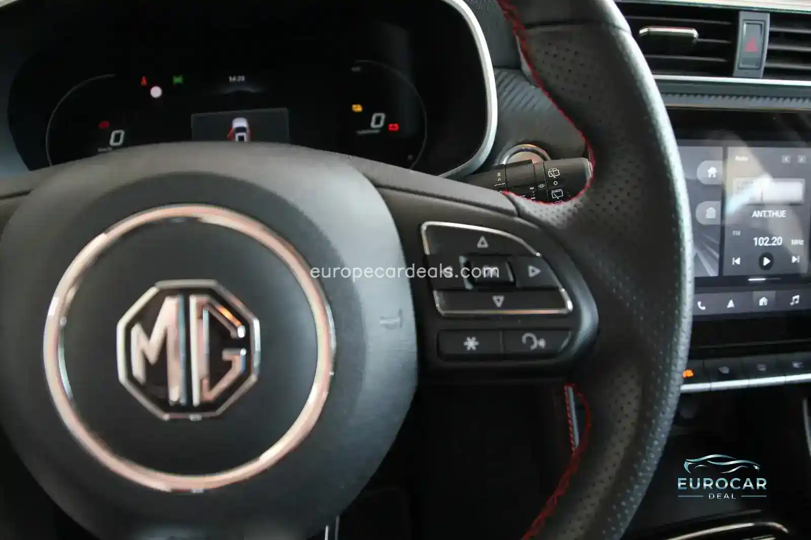 MG ZS