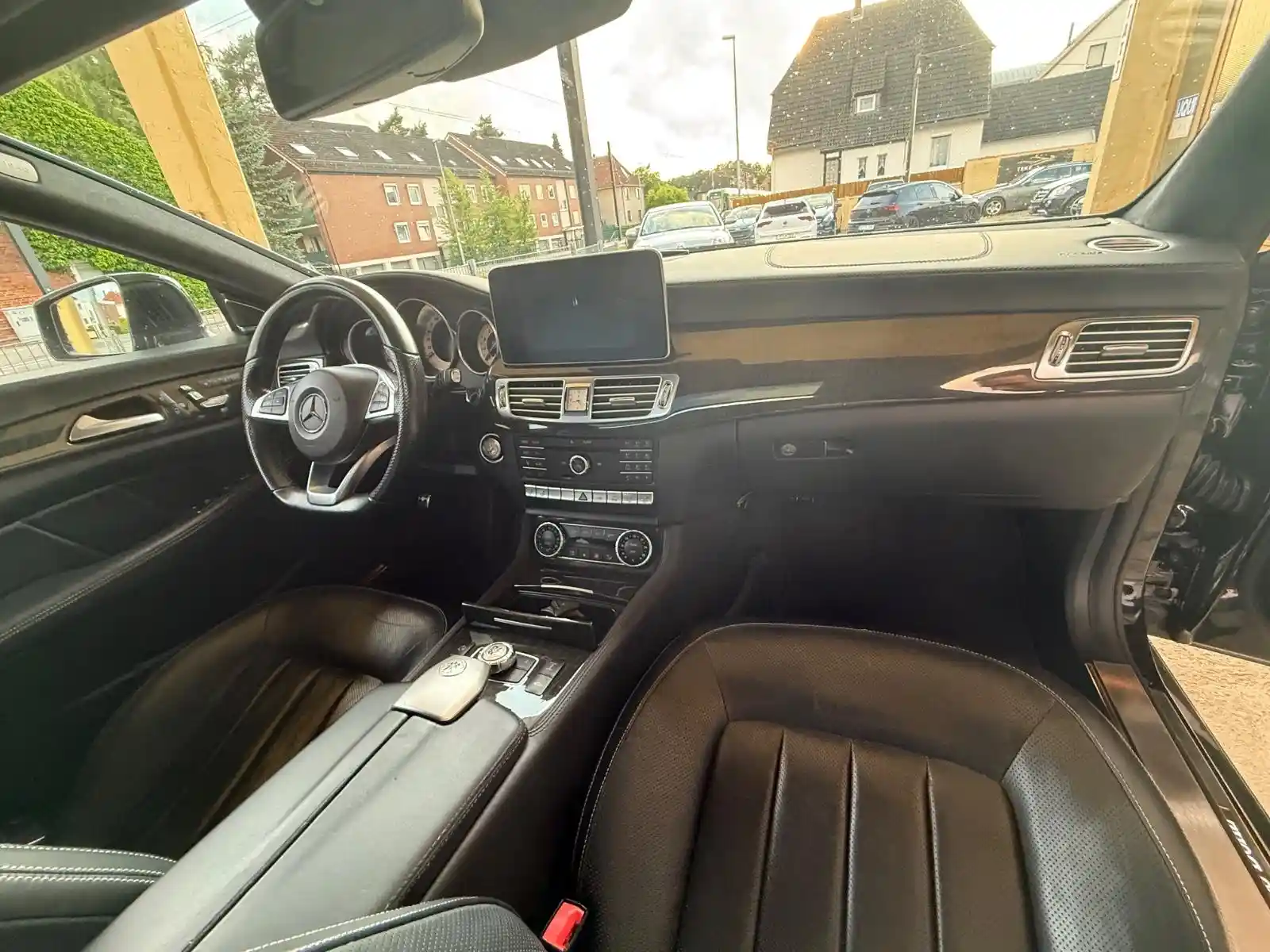 Mercedes-Benz CLS 500