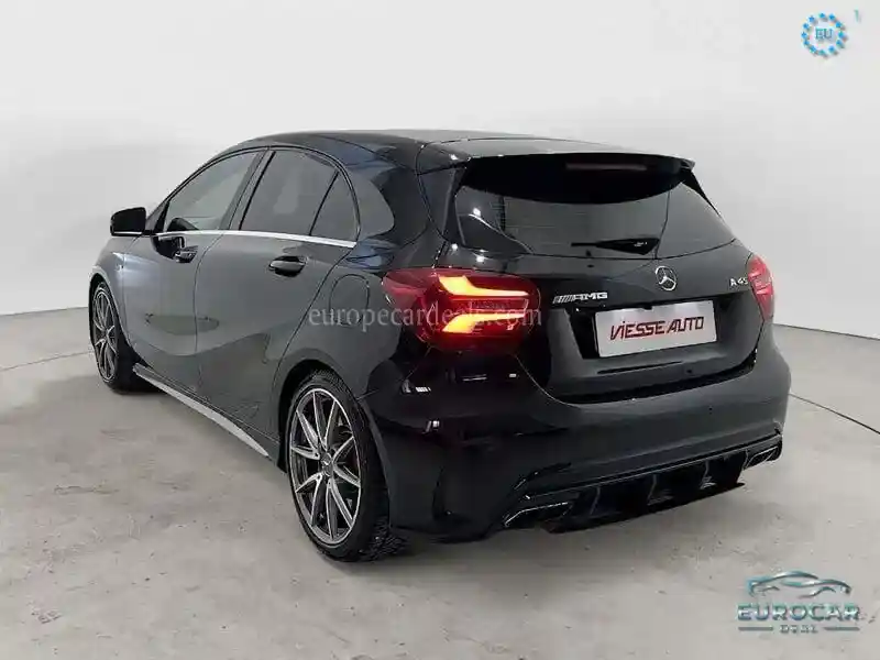 Mercedes-Benz A 45 AMG
