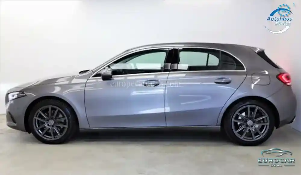 Mercedes-Benz A 220