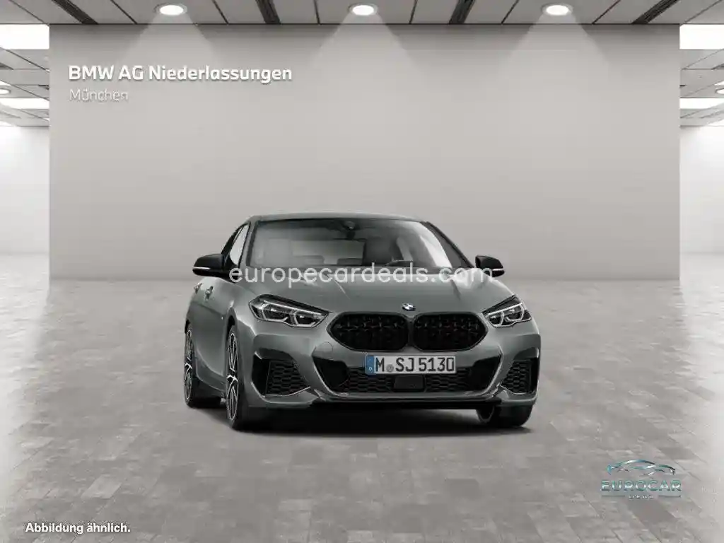 BMW M235