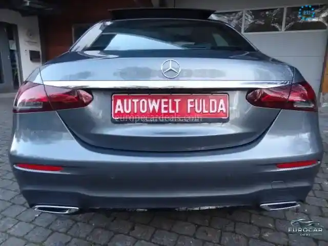 Mercedes-Benz E 400