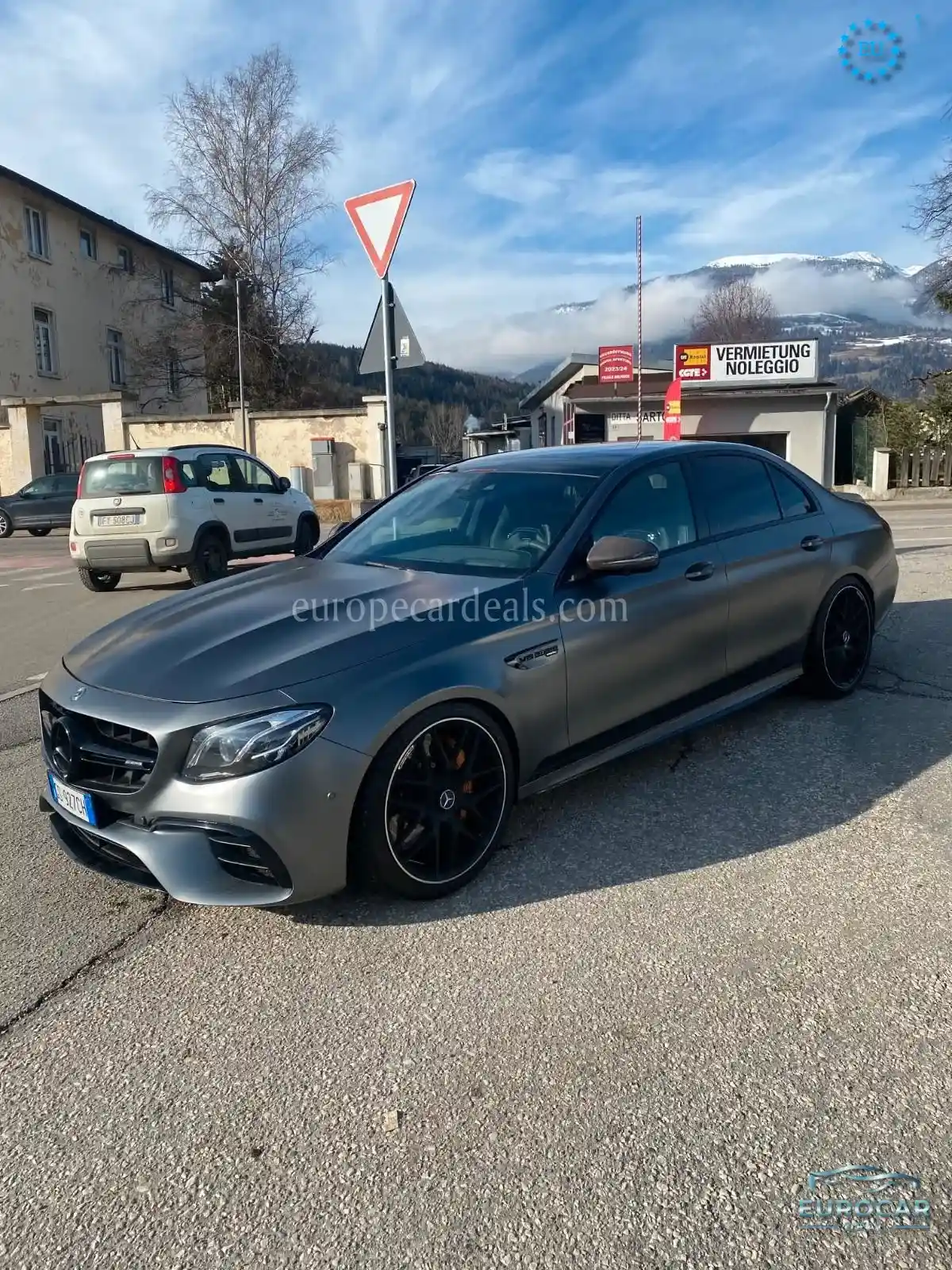 Mercedes-Benz E 63 AMG