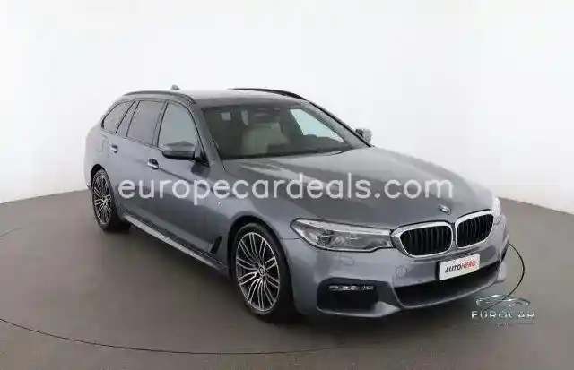 BMW 525