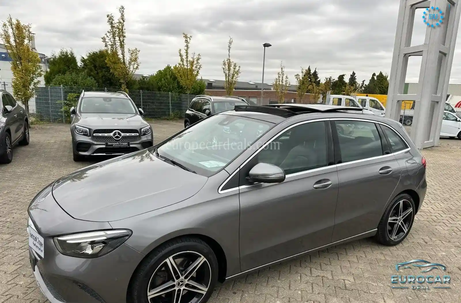 Mercedes-Benz B 220