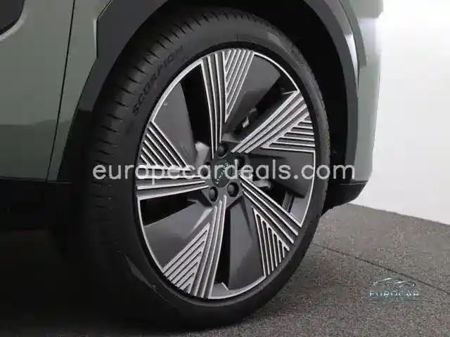 Lynk&Co 08