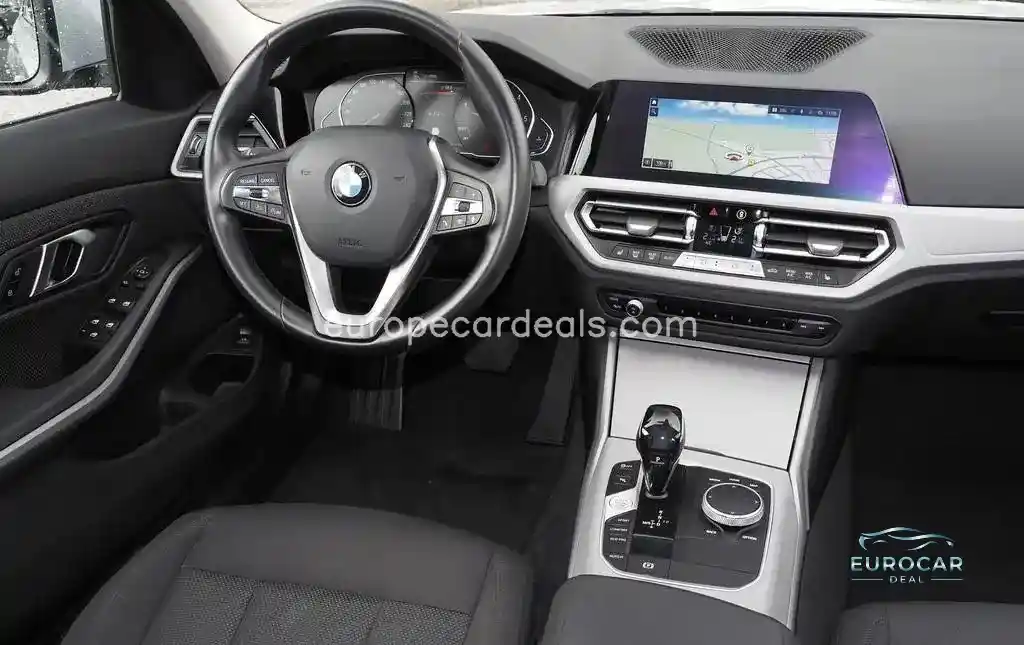 BMW 320