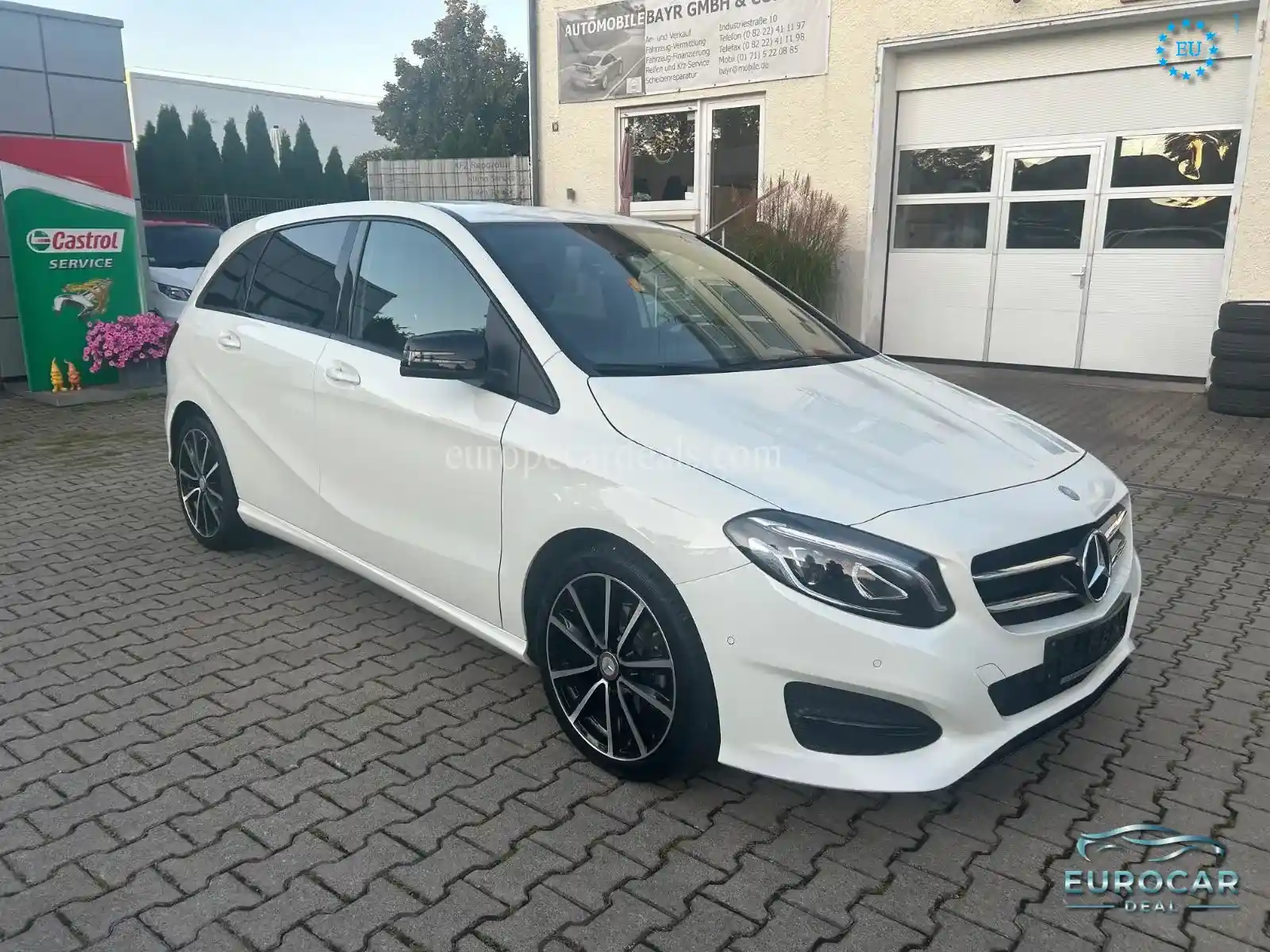 Mercedes-Benz B 180