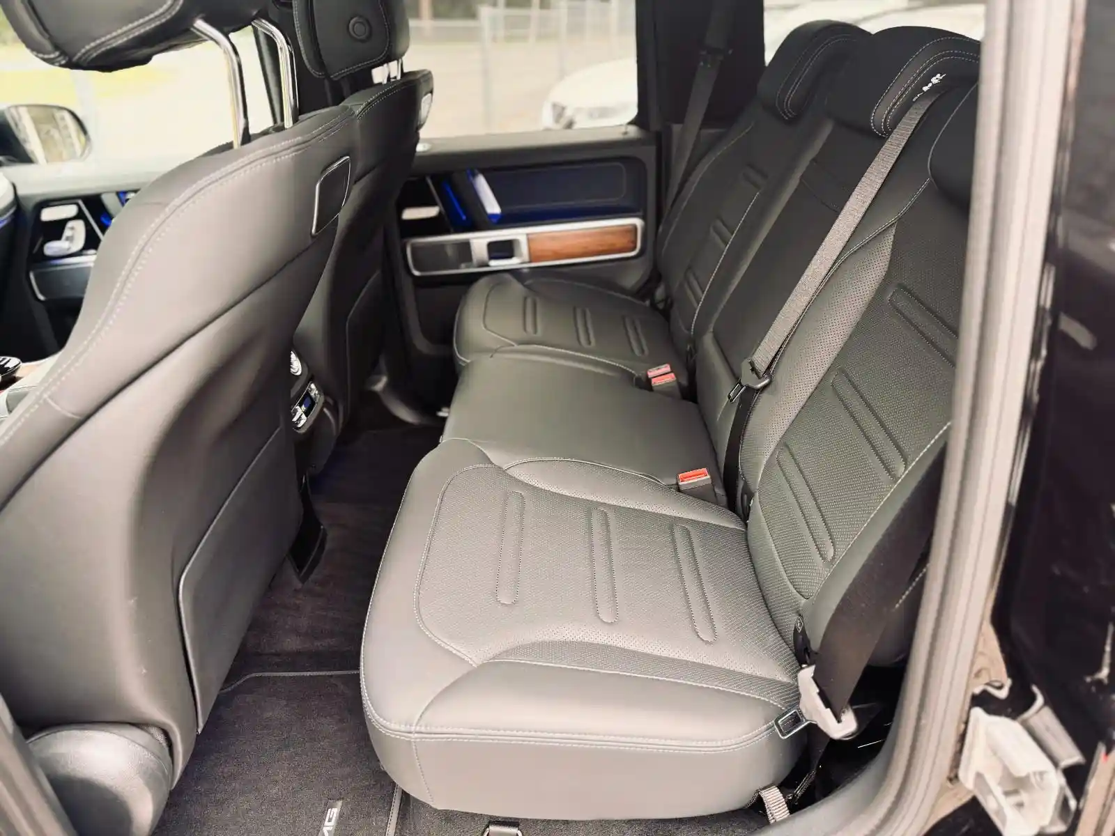 Mercedes-Benz G 500