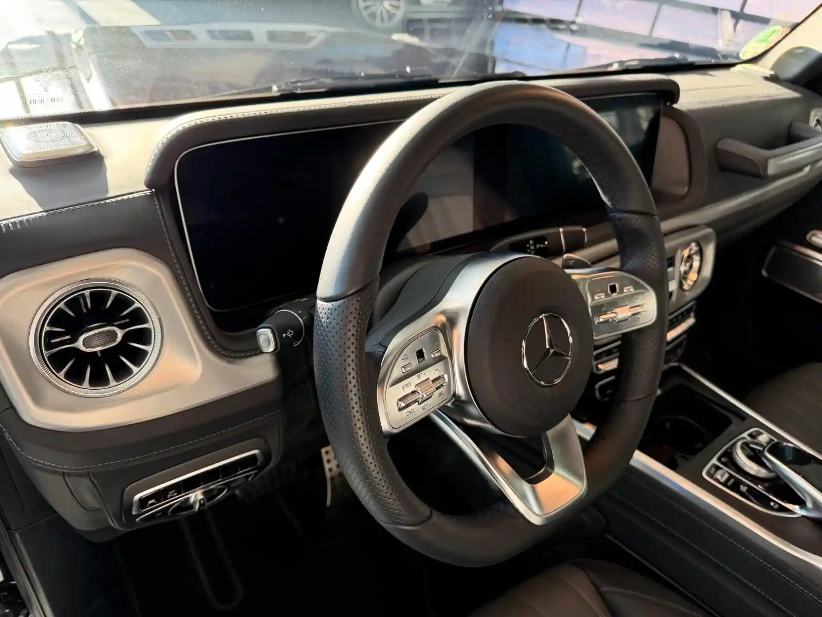 Mercedes-Benz G 500