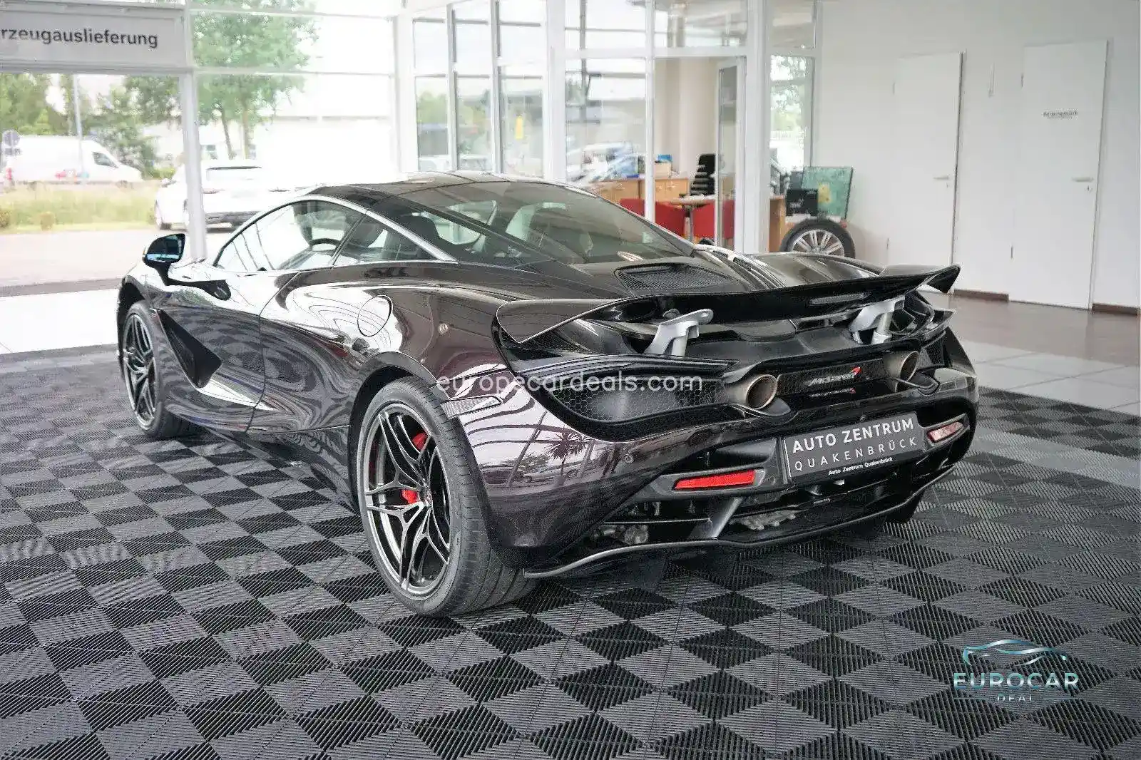 McLaren 720S