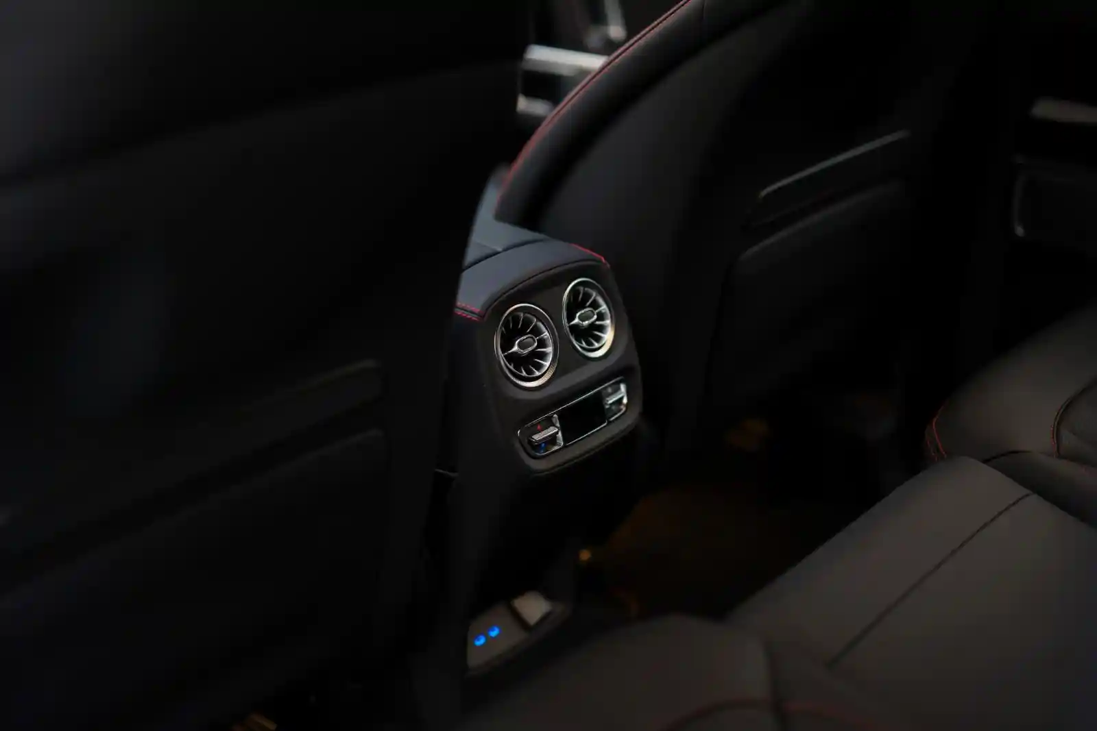 Mercedes-Benz G 500