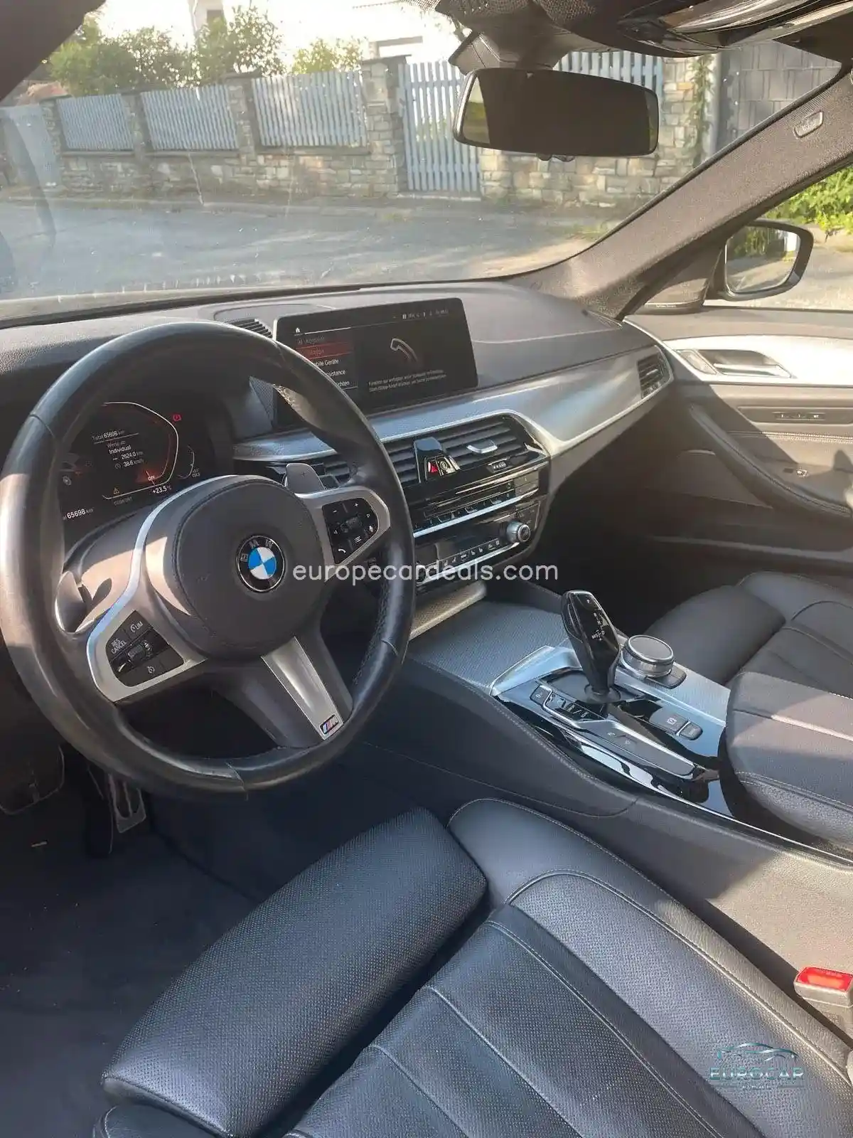 BMW M550