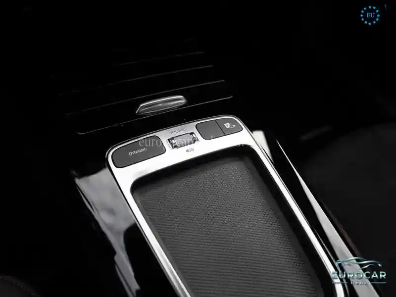 Mercedes-Benz CLA 220