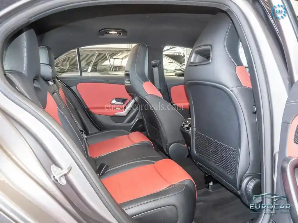 Mercedes-Benz A 45 AMG