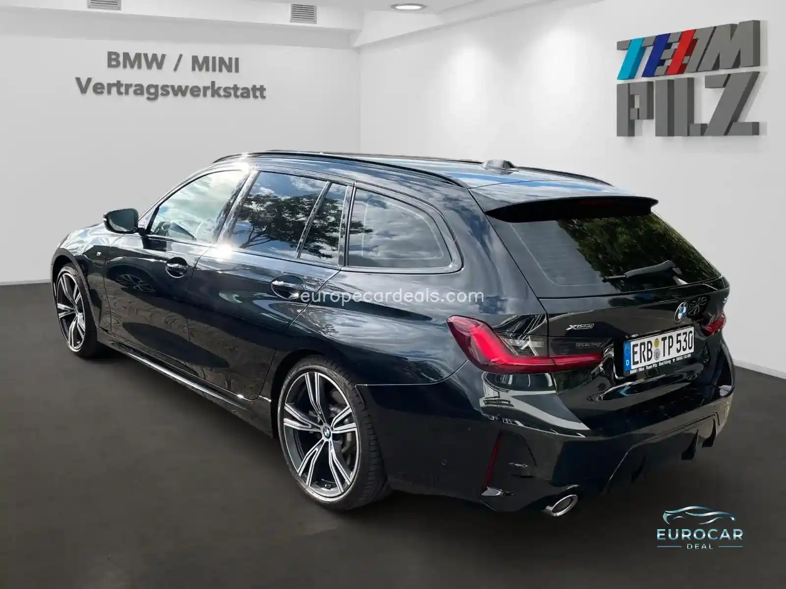 BMW 330