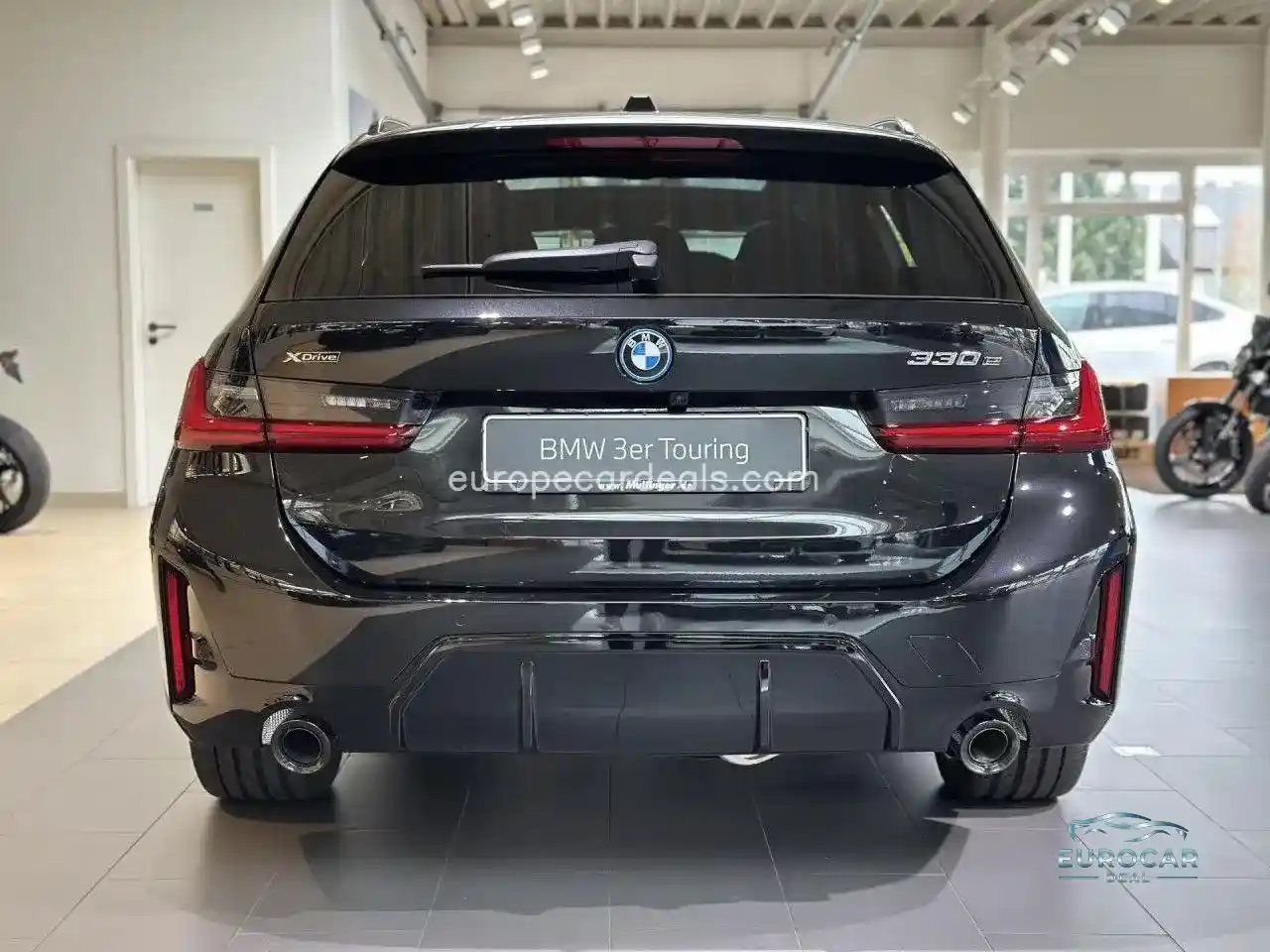 BMW 330
