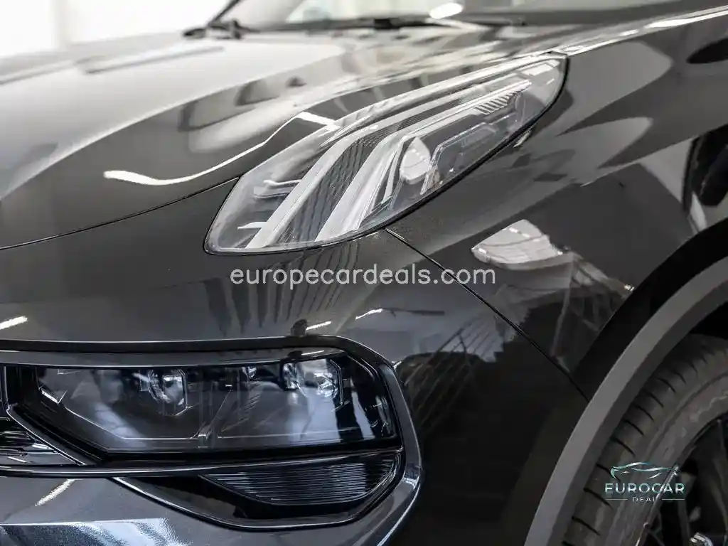 Lynk&Co 01