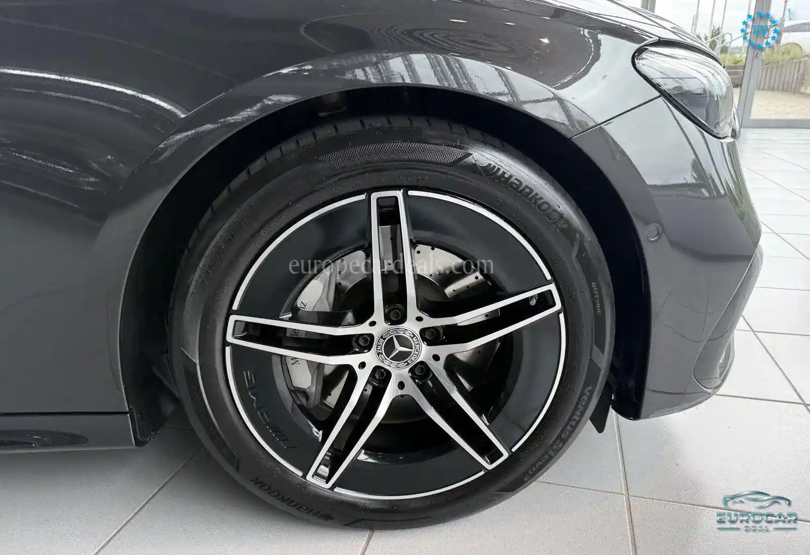 Mercedes-Benz E 300