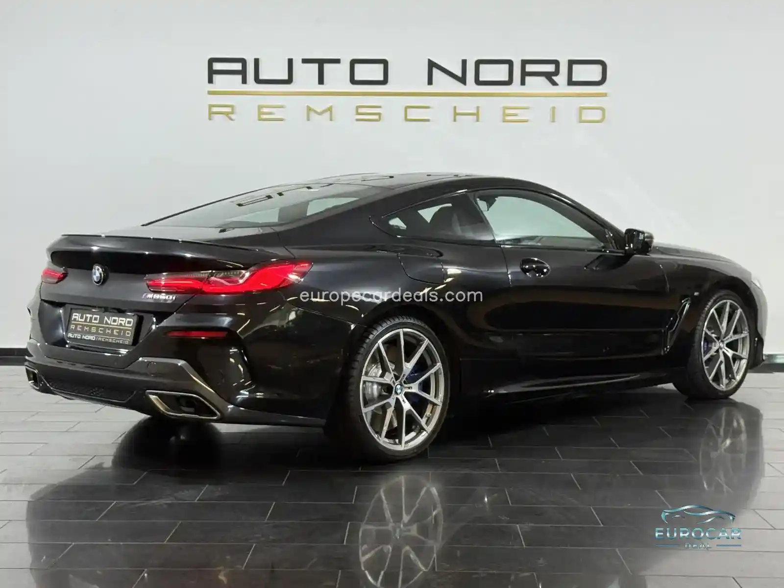 BMW M850