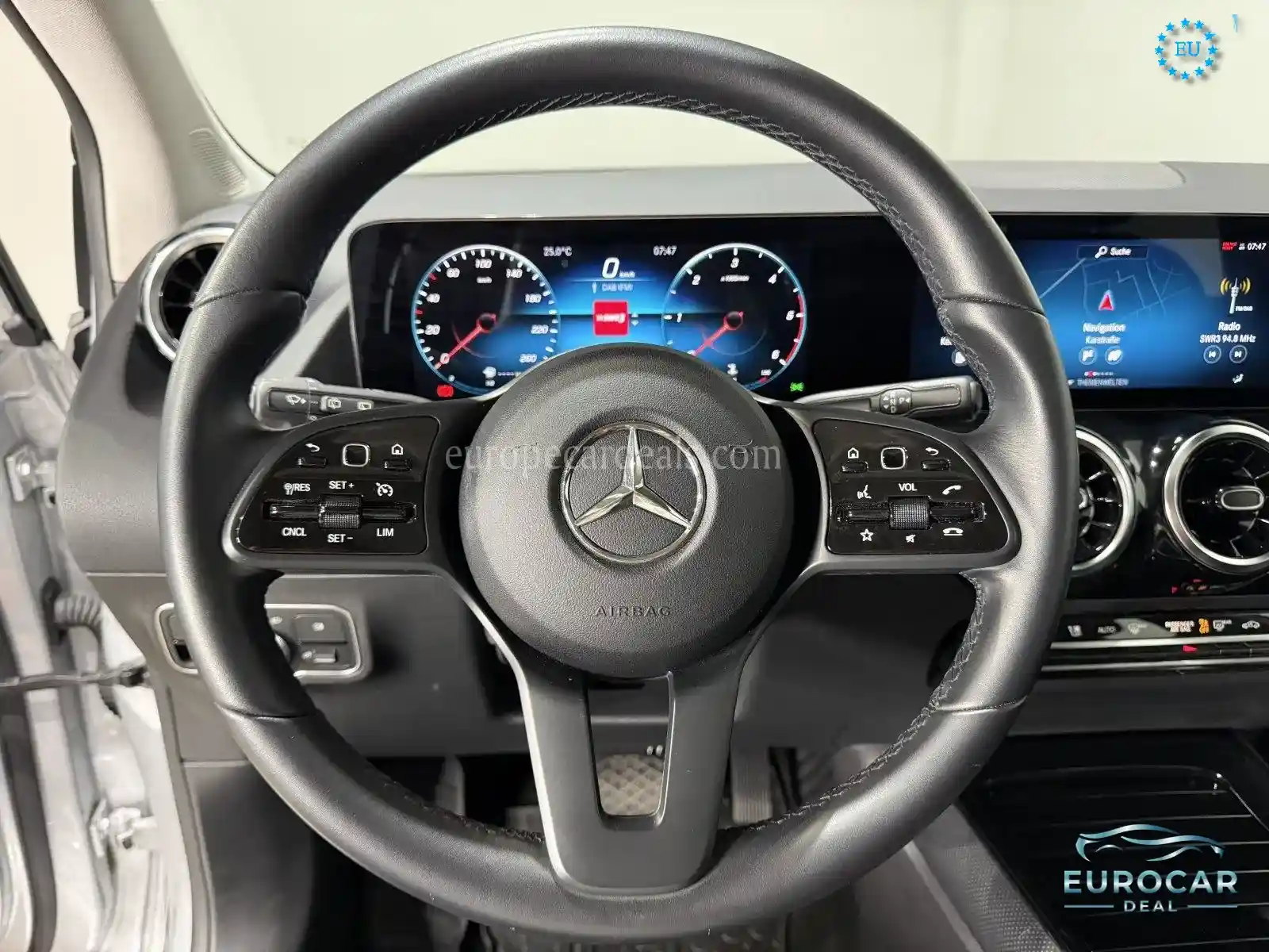 Mercedes-Benz B 220