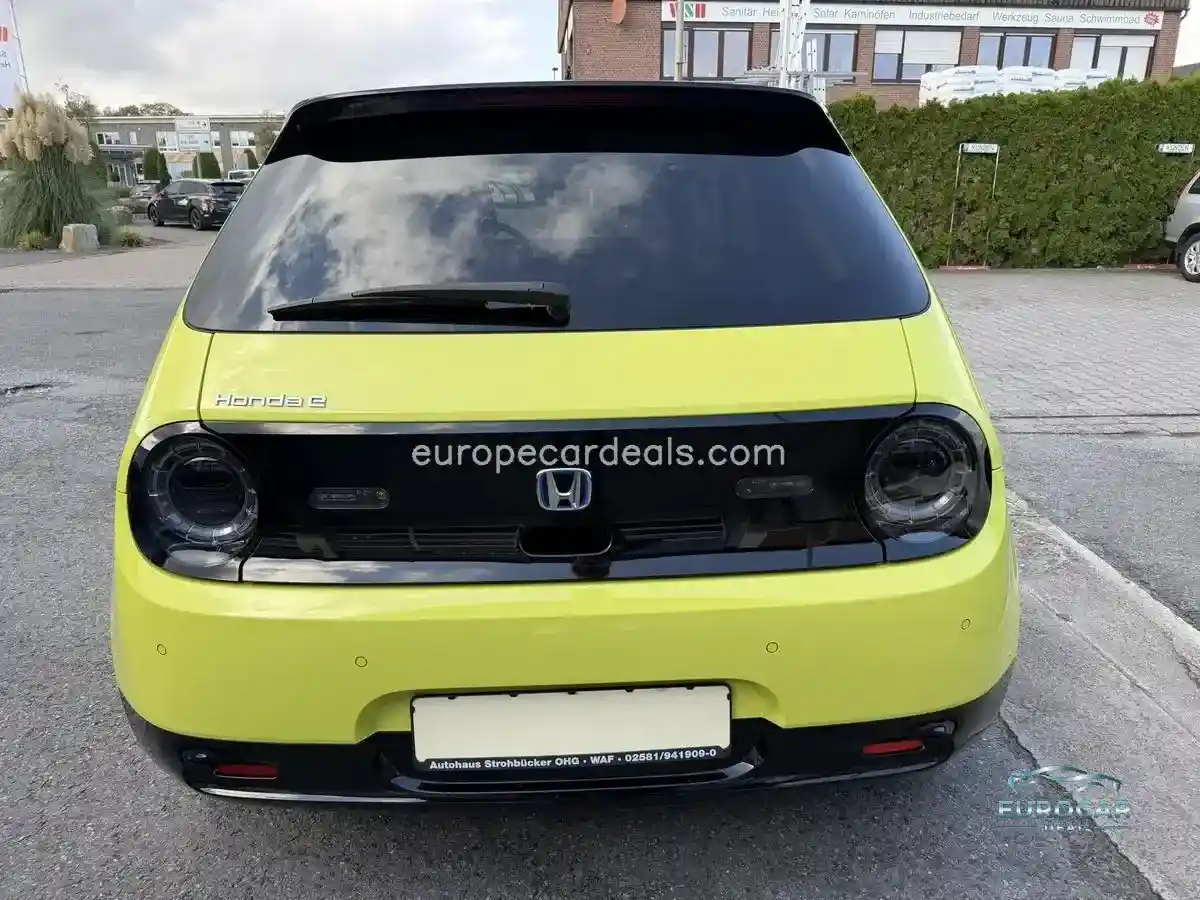 Honda e