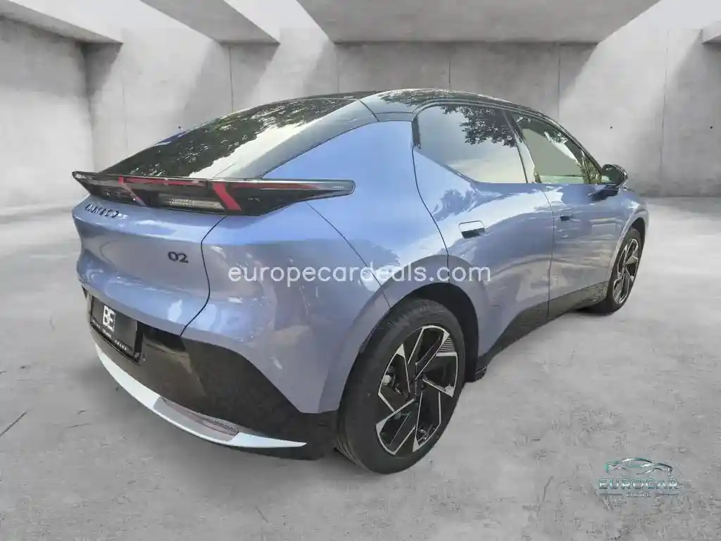 Lynk&Co 02