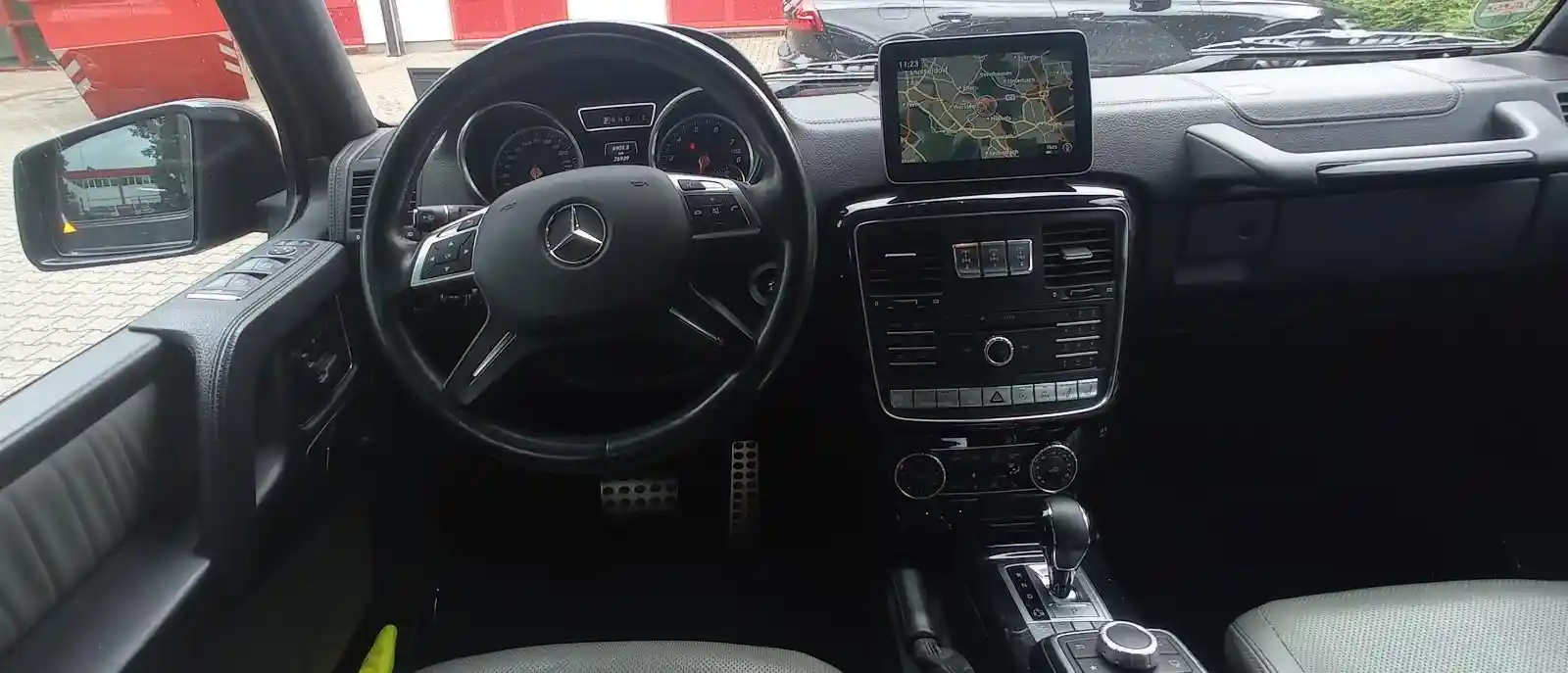 Mercedes-Benz G 500