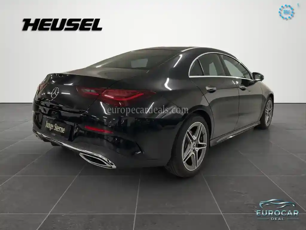 Mercedes-Benz CLA 200