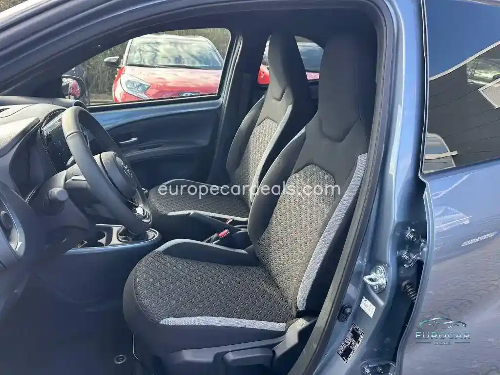 Toyota Aygo (X)