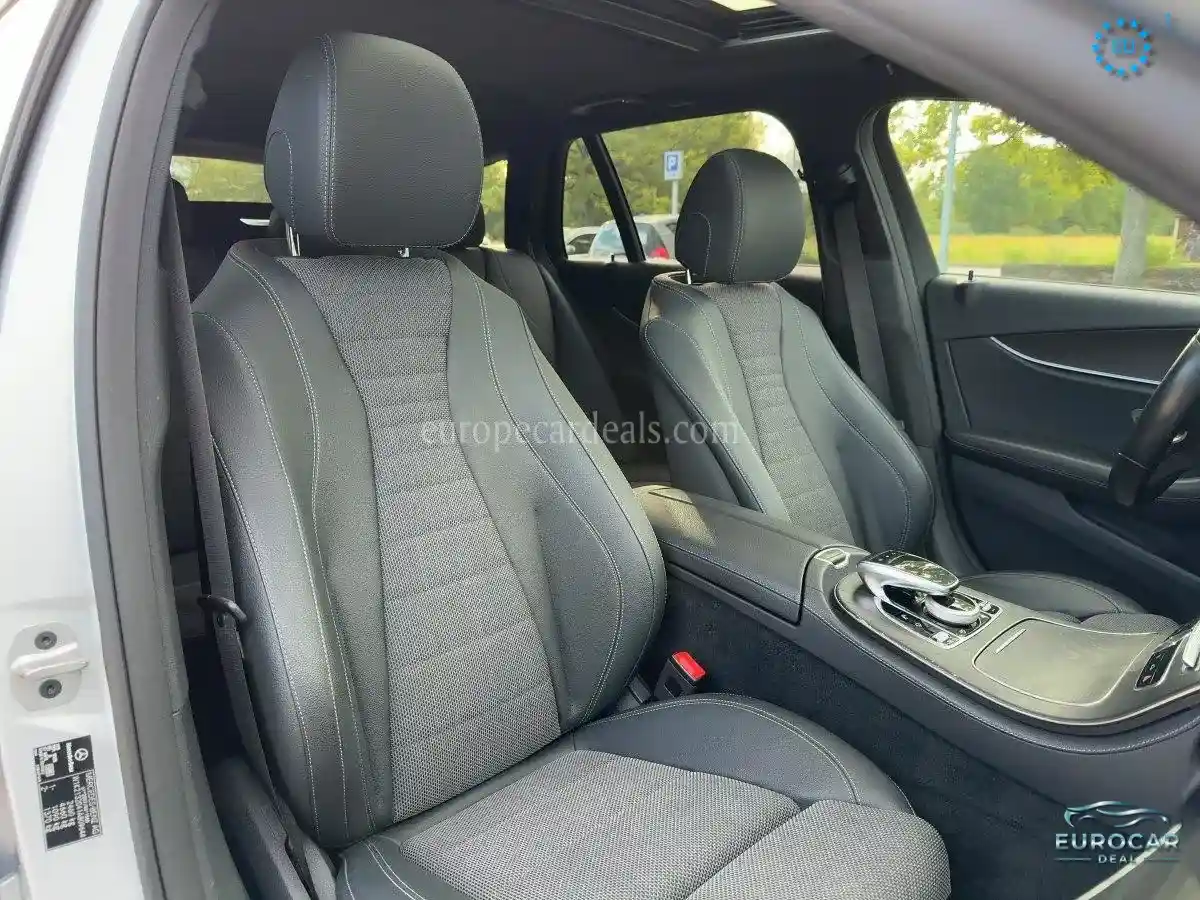 Mercedes-Benz E 220