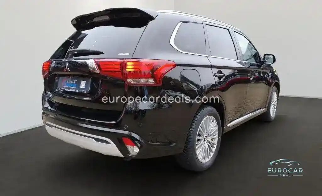 Mitsubishi Plug-in Hybrid Outlander