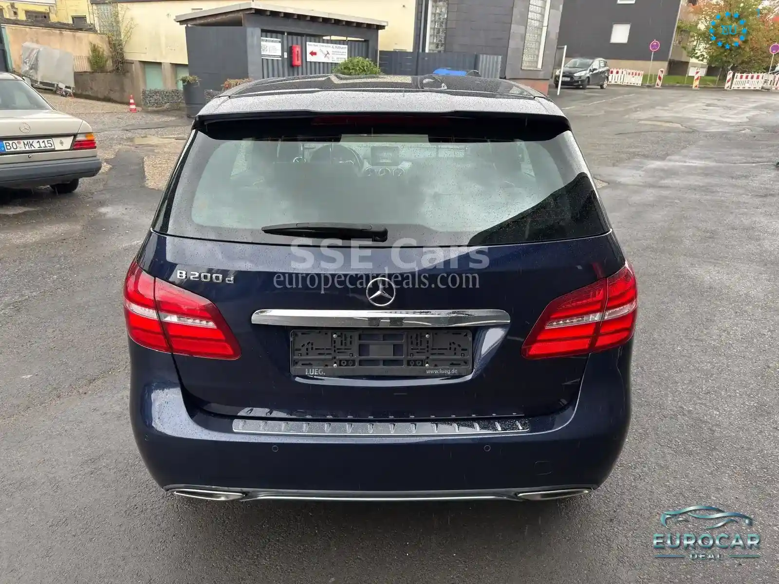 Mercedes-Benz B 200