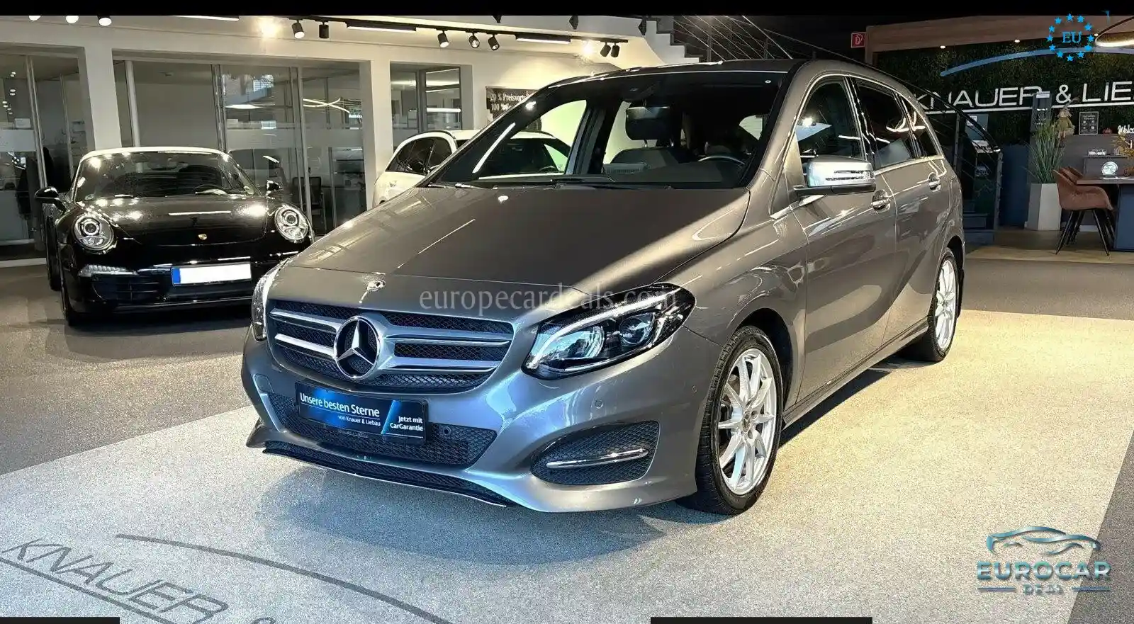Mercedes-Benz B 180