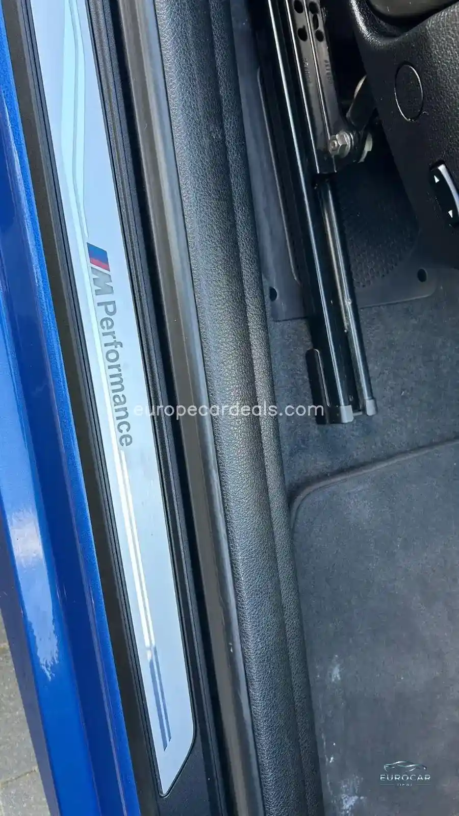 BMW M235