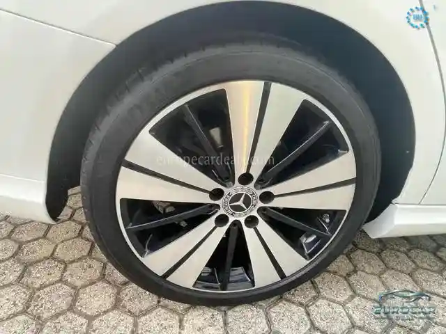 Mercedes-Benz CLA 200 Shooting Brake