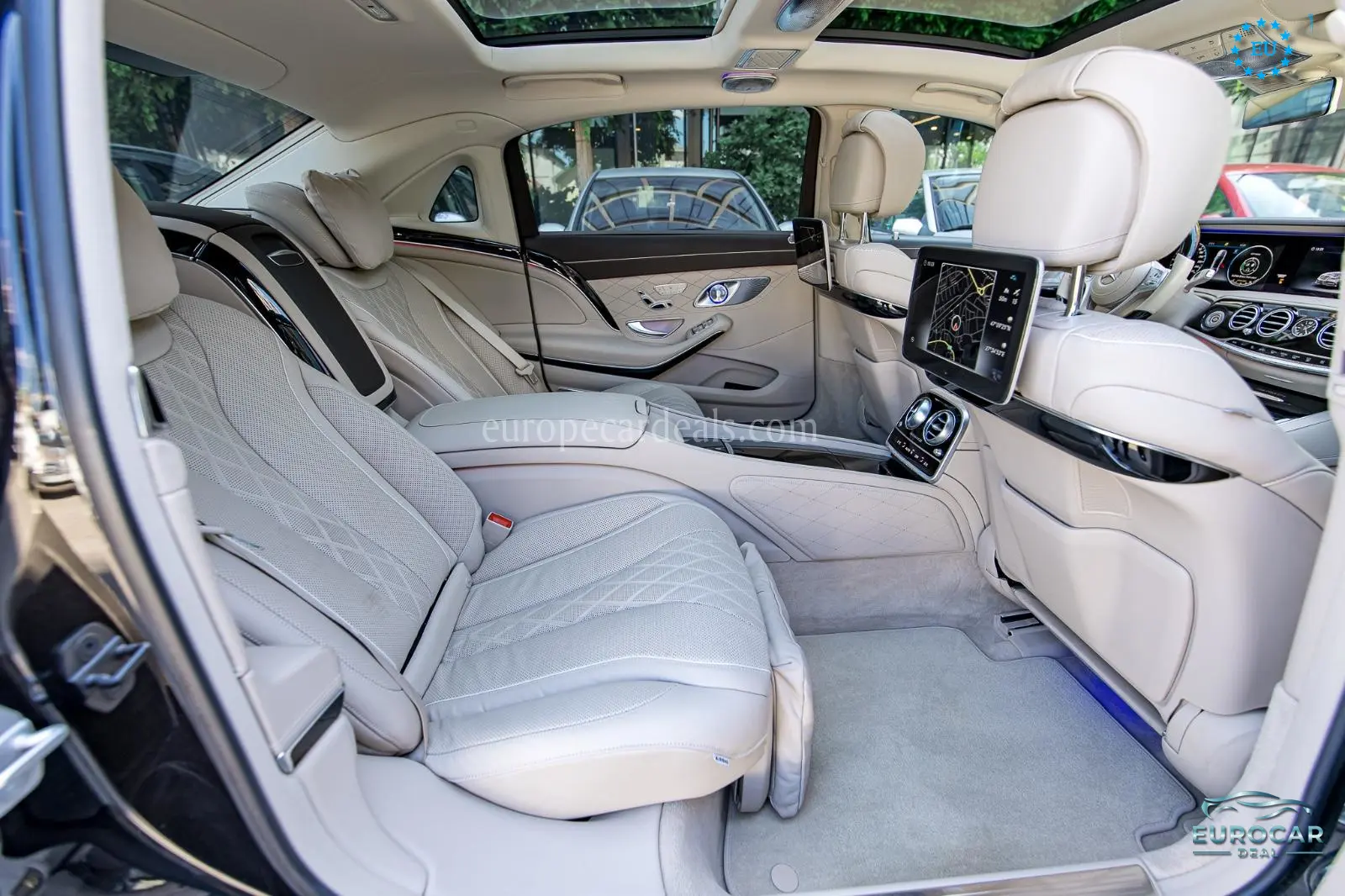 Mercedes-Benz S 560