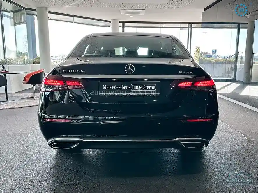 Mercedes-Benz E 300