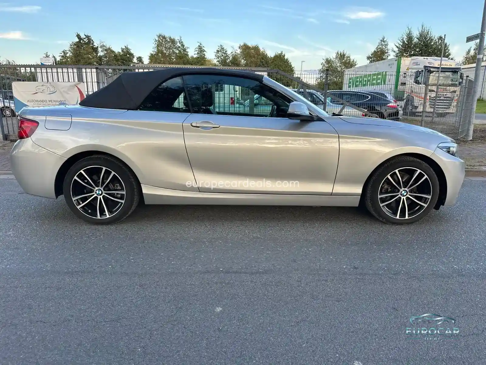 BMW 230