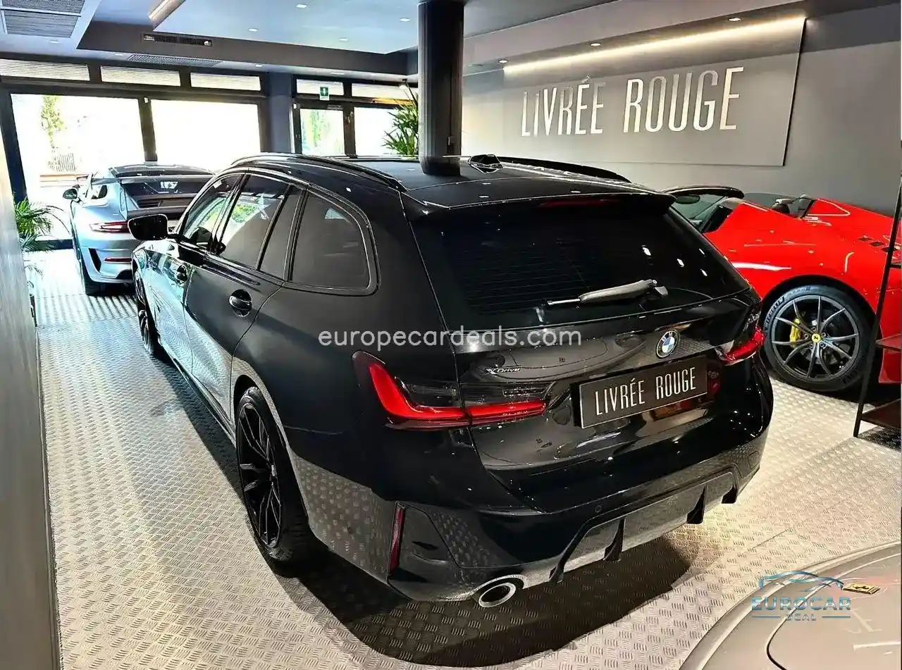 BMW 330