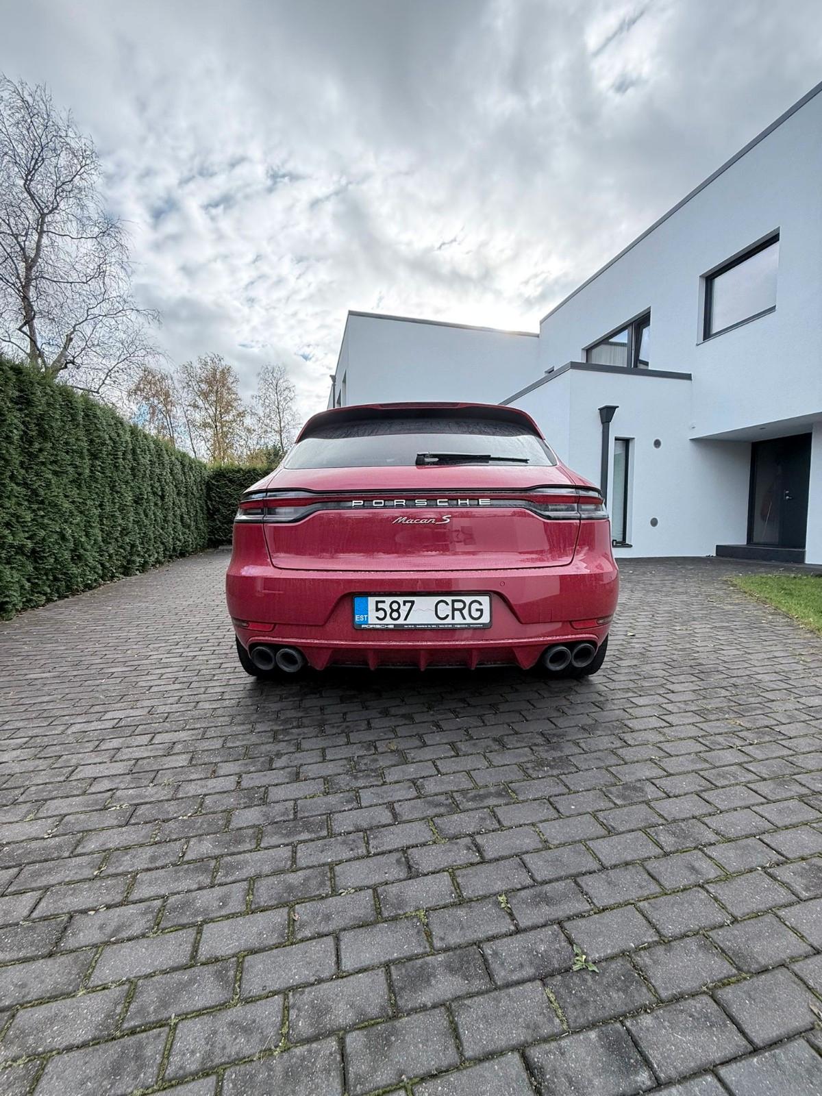 Porsche Macan