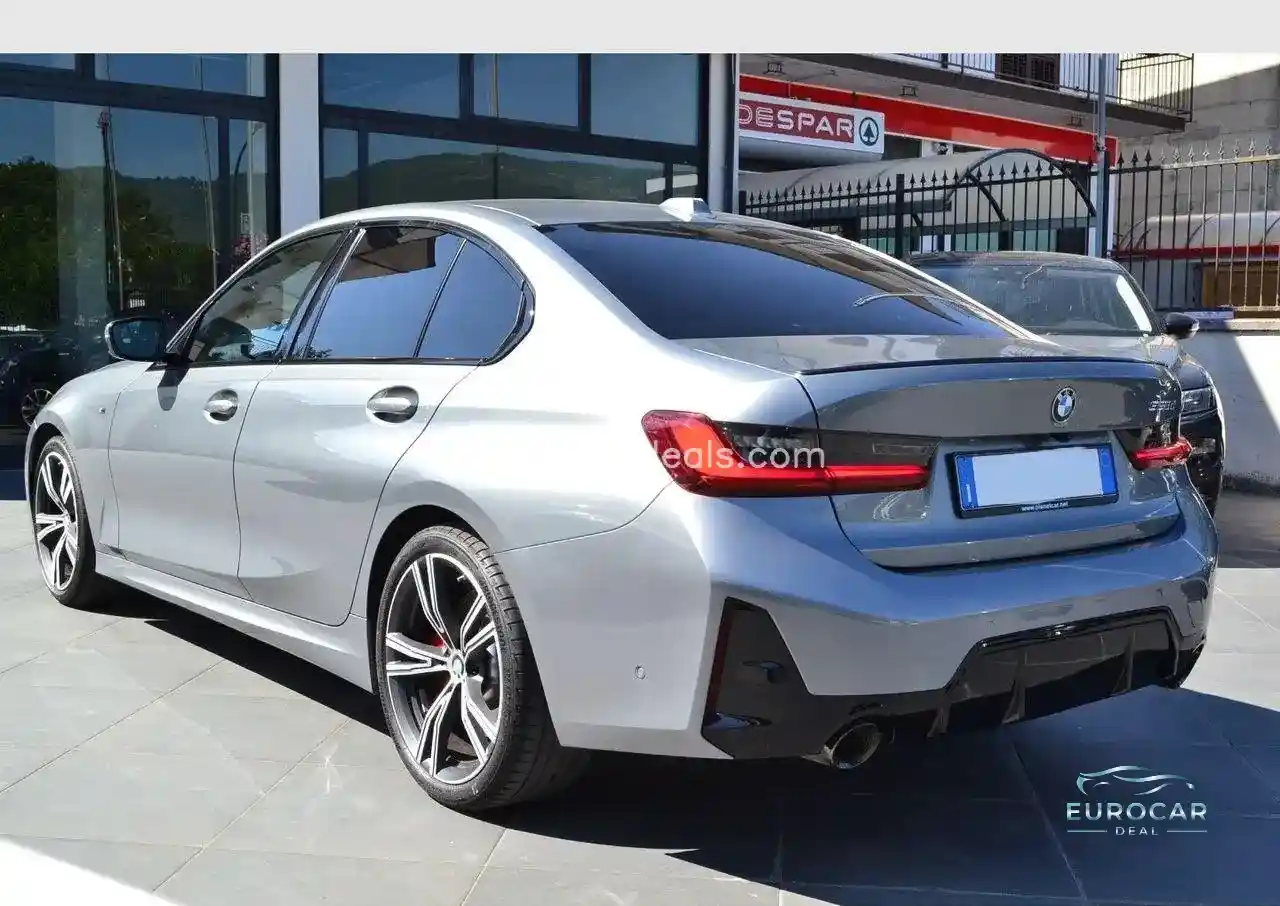 BMW 320