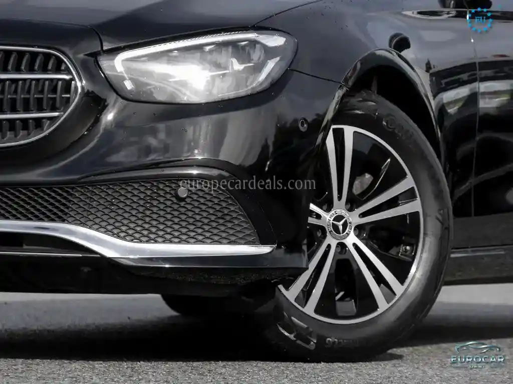 Mercedes-Benz E 200